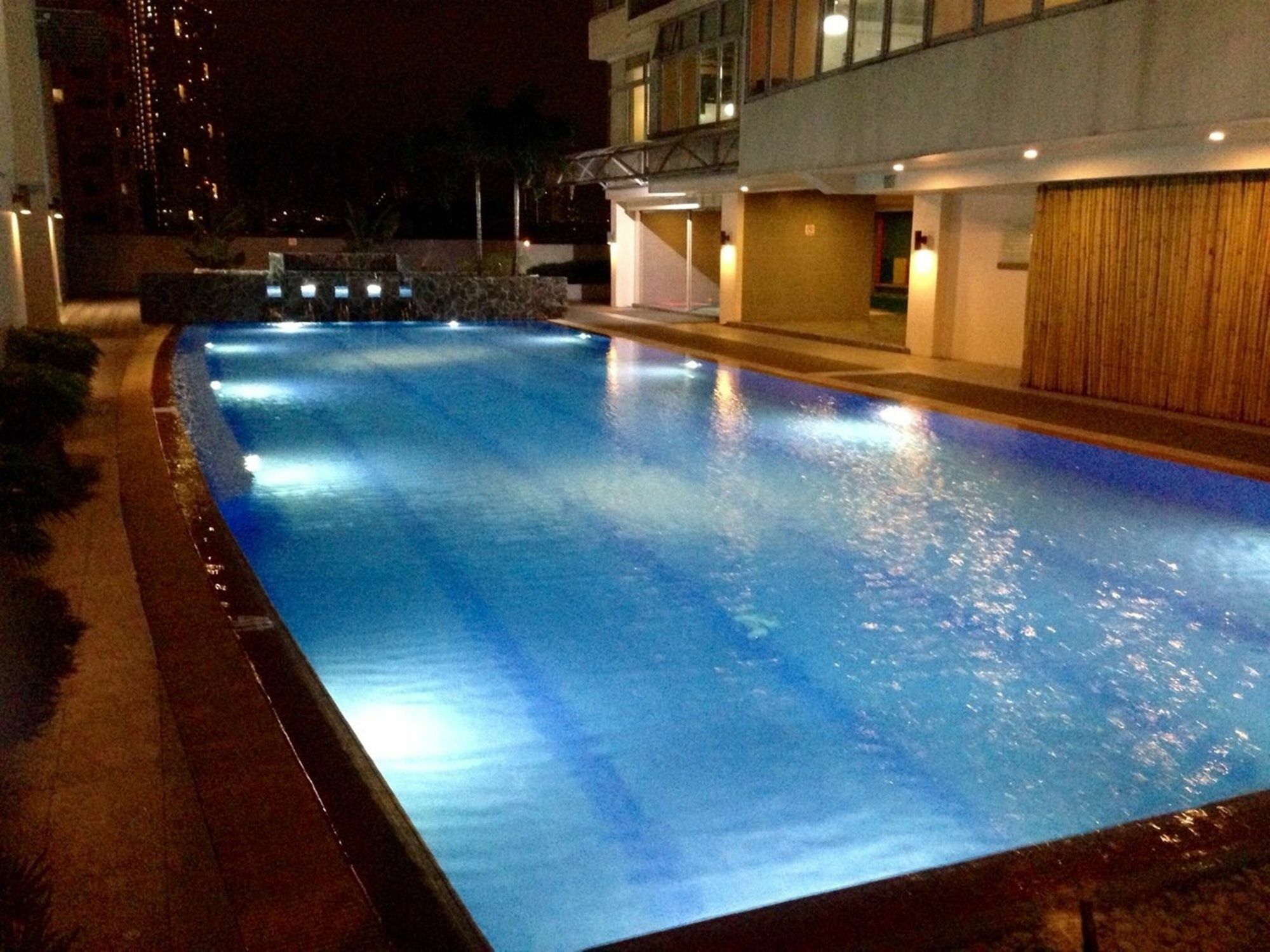 Antel Serenity Suites At Poblacion Makati San Pedro Makati Eksteriør billede